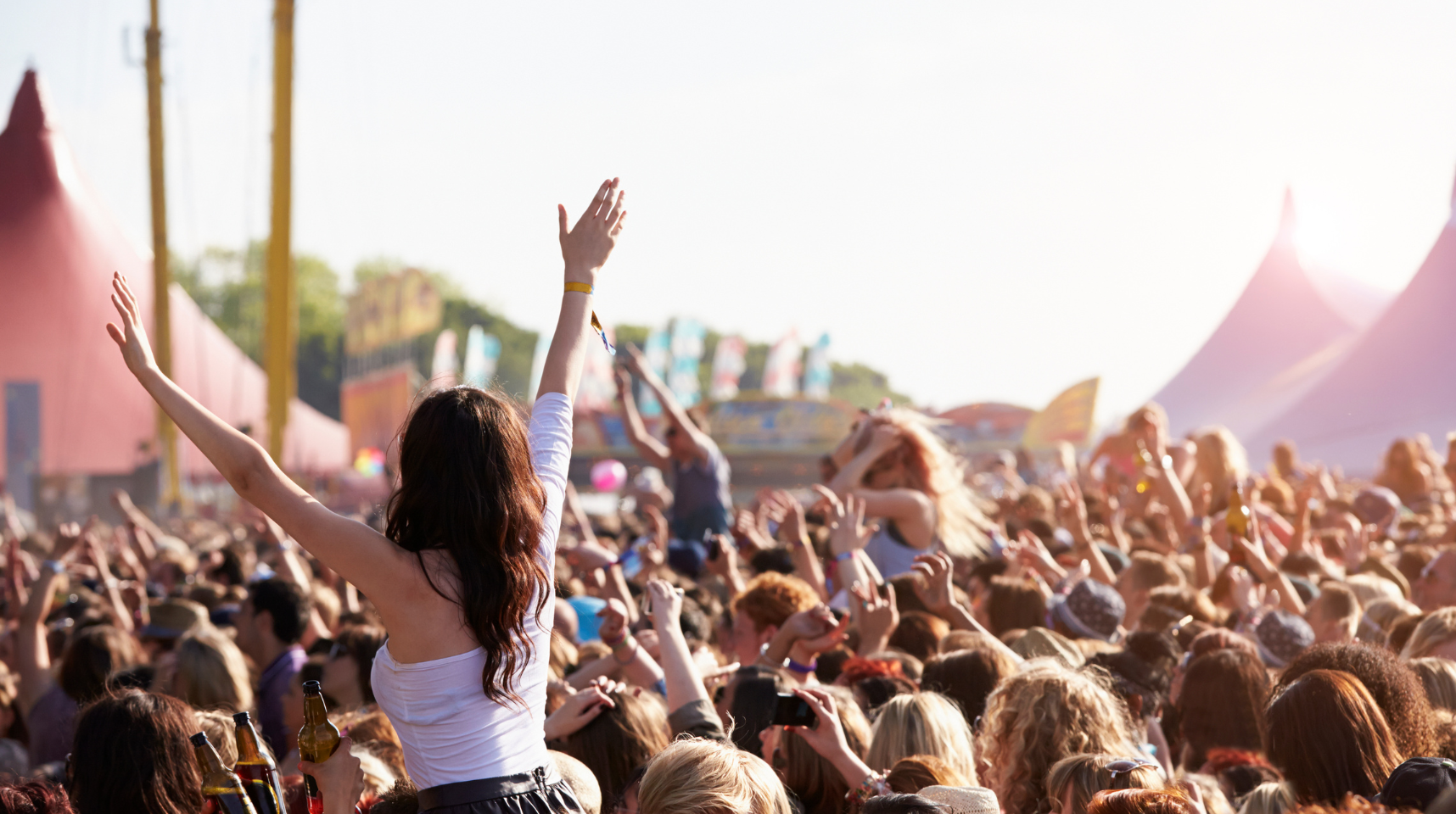 What to Wear to a Country Music Festival: The Ultimate Western Outfit Guide